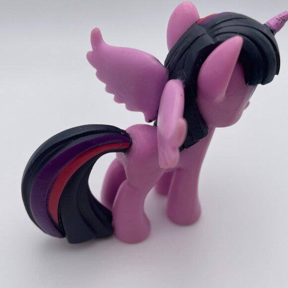 My Little Pony (MLP) Princess Twilight Sparkle 2015 Friend Magic (SKU: 429TO) - Picture 5 of 8